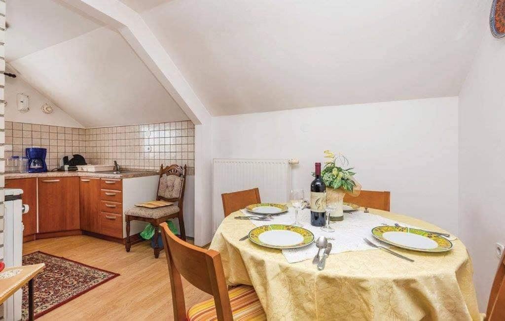 Apartman Svetlicic Ravna Gora Exterior photo