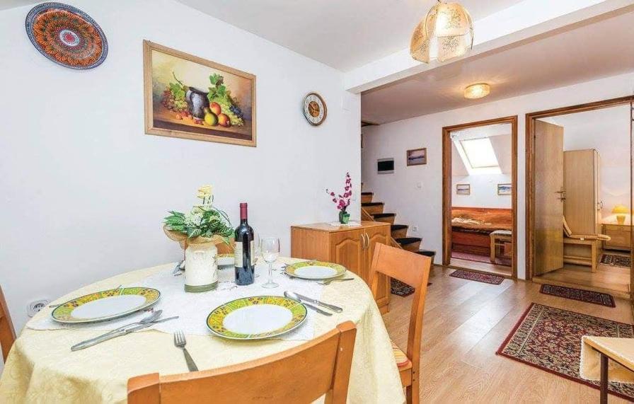 Apartman Svetlicic Ravna Gora Exterior photo